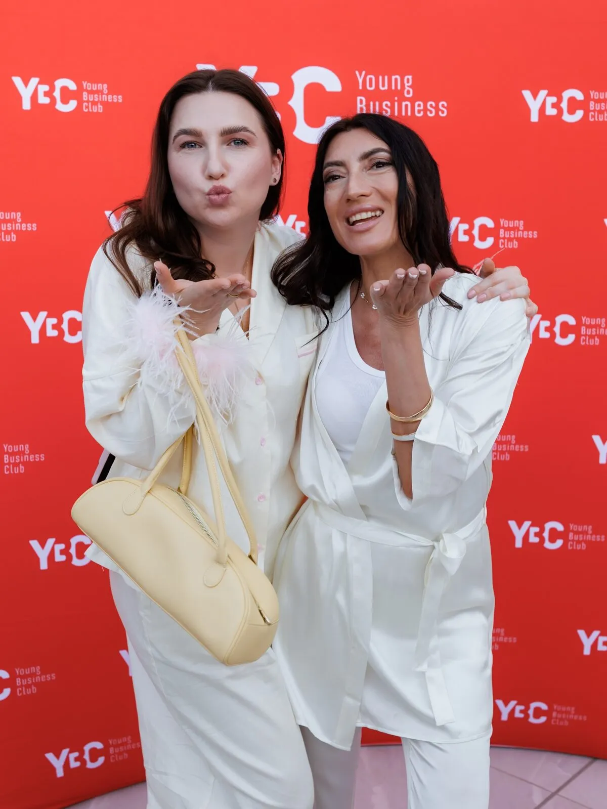 Масштаб YBC HUMAN